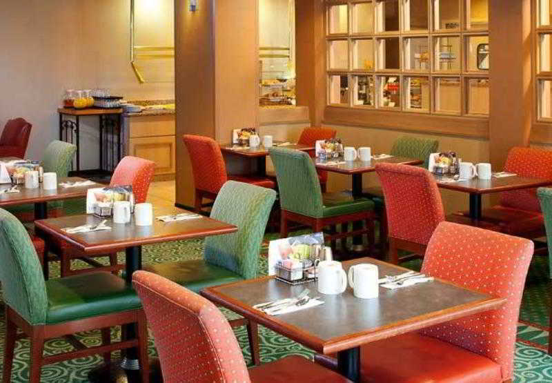 Courtyard Cincinnati Covington Luaran gambar