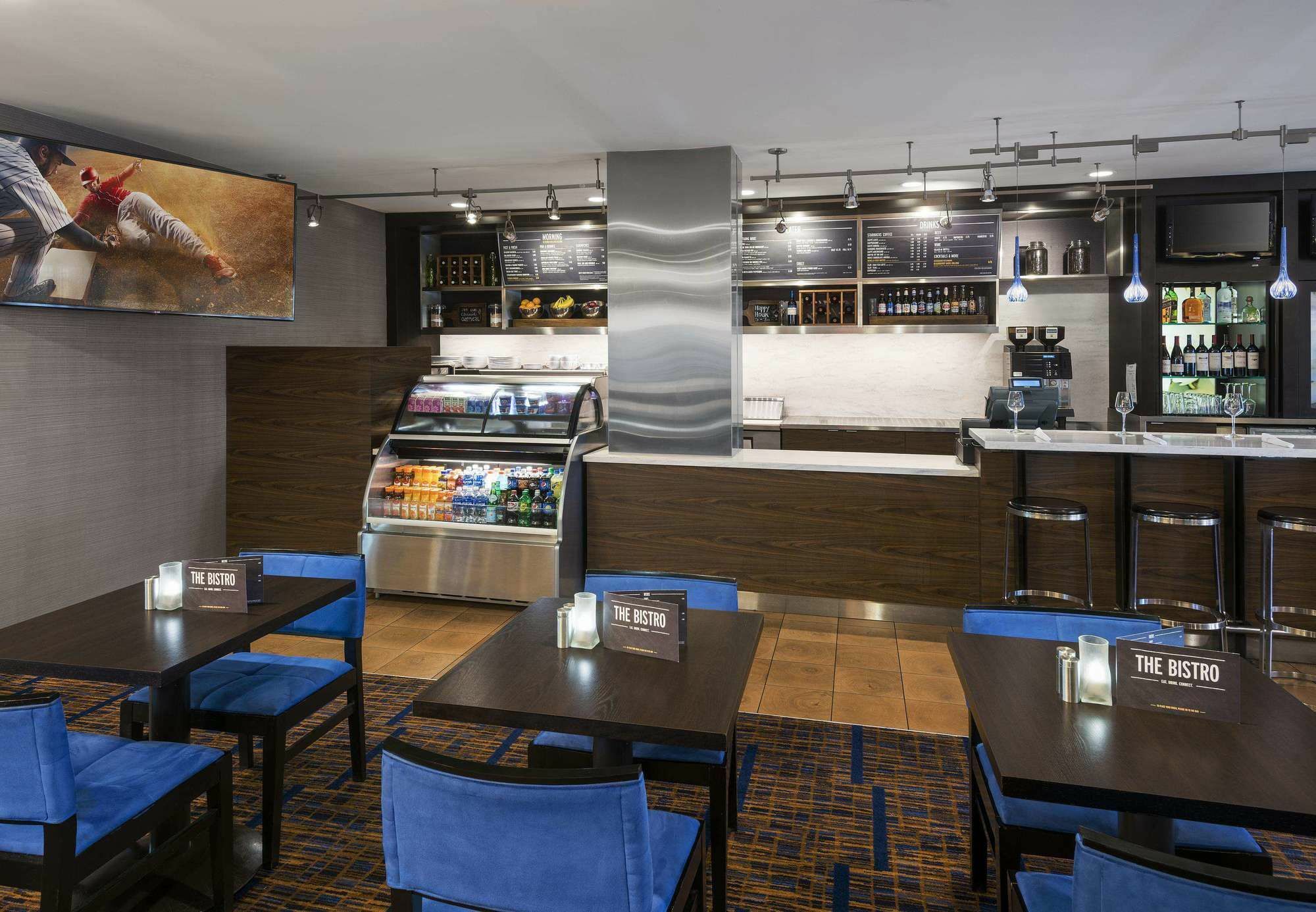 Courtyard Cincinnati Covington Luaran gambar